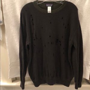 Men’s Patagonia green sweater
